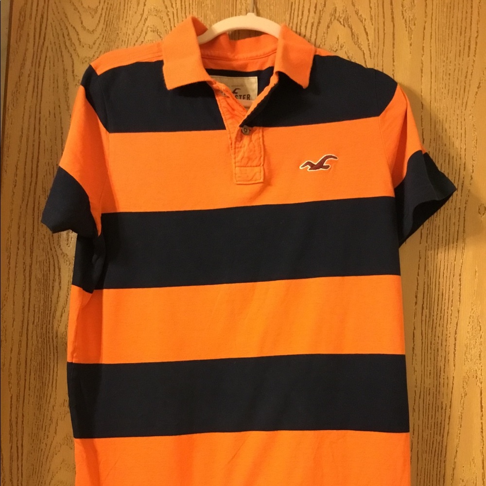 Hollister T
